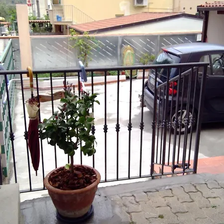 Palummella Lägenhet Sapri